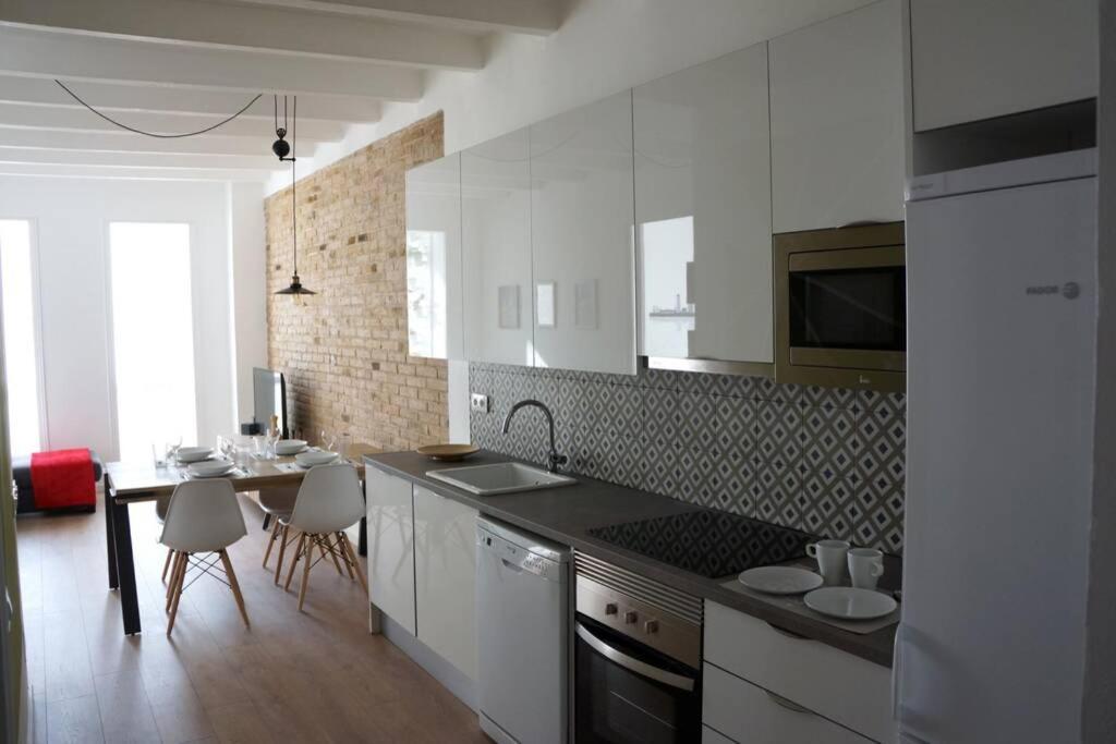 Barcelona Industrial Style Apartment L'Hospitalet de Llobregat Kültér fotó